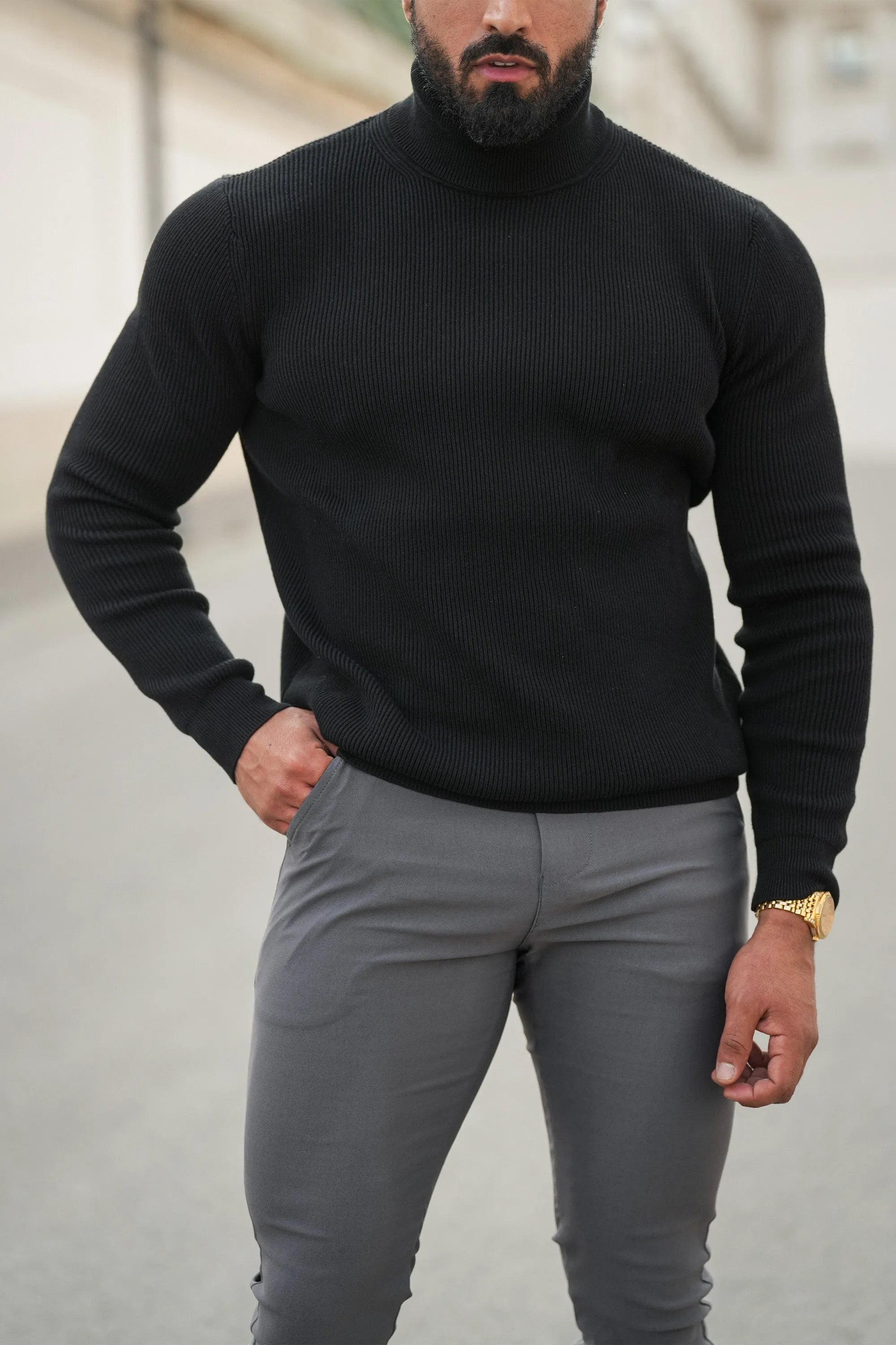 THE RENZO TURTLE NECK SWEATER