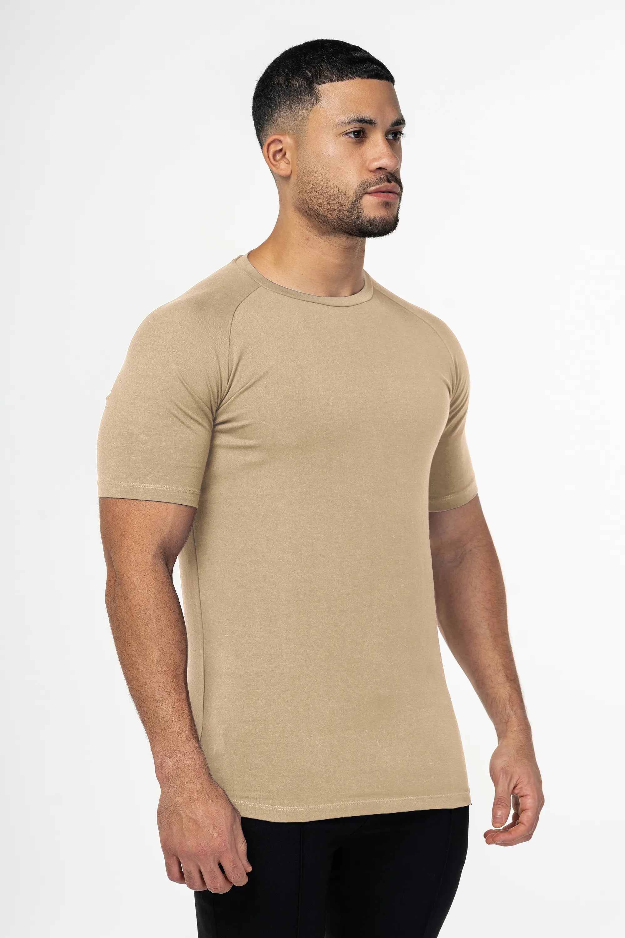 THE MUSCLE BASIC T-SHIRT