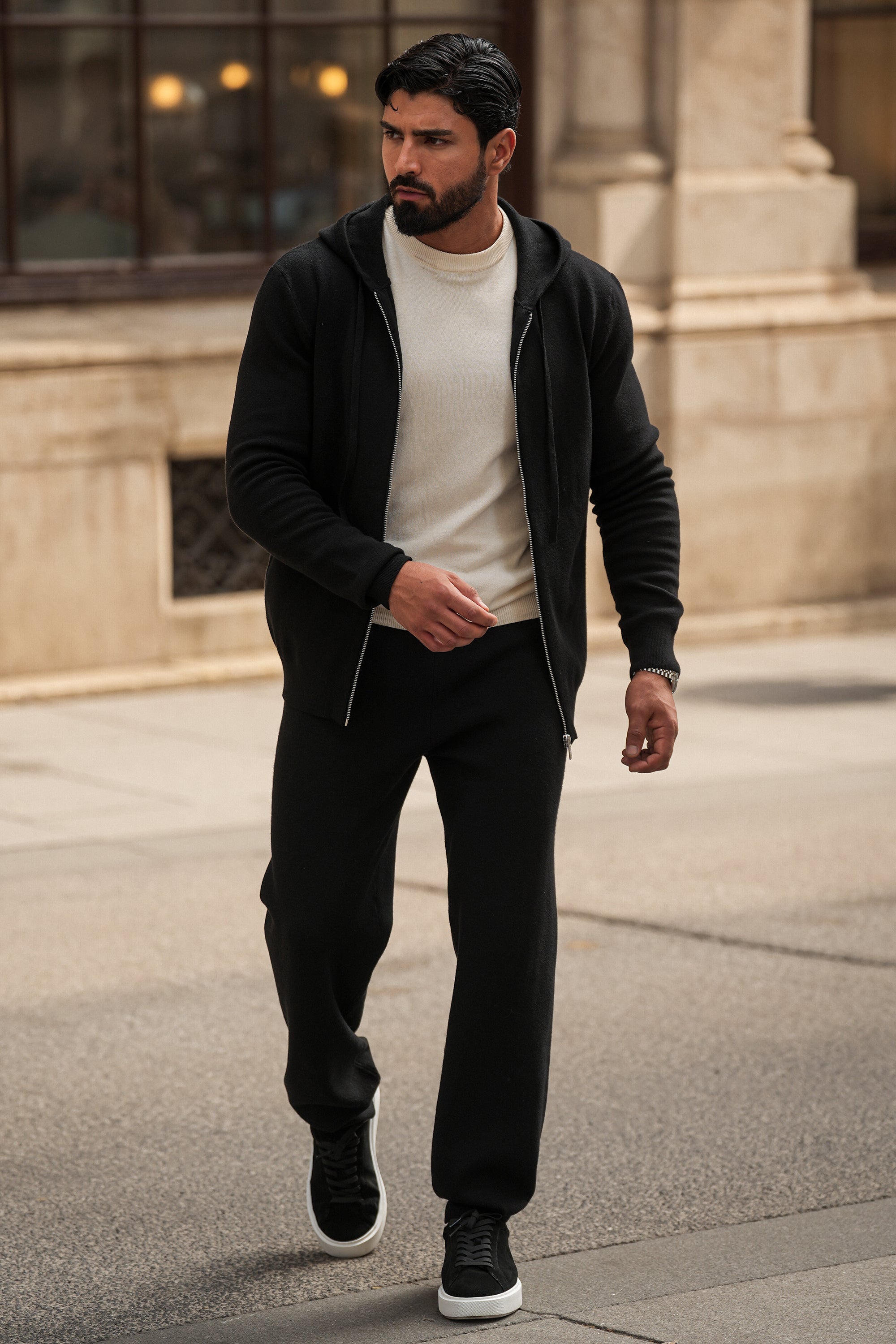 THE ELITE CASHMERE JOGGER