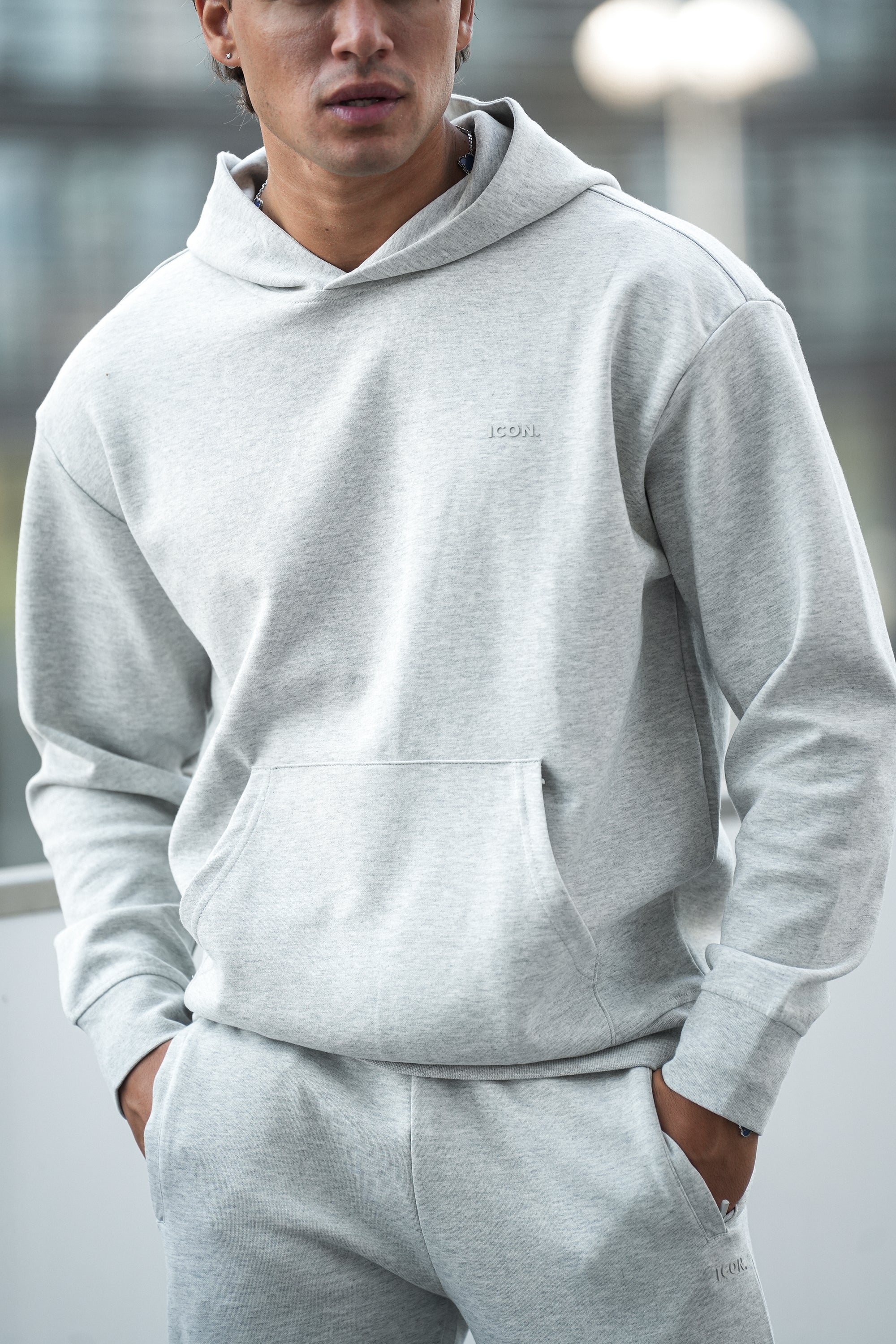 THE RELAXED HOODIE