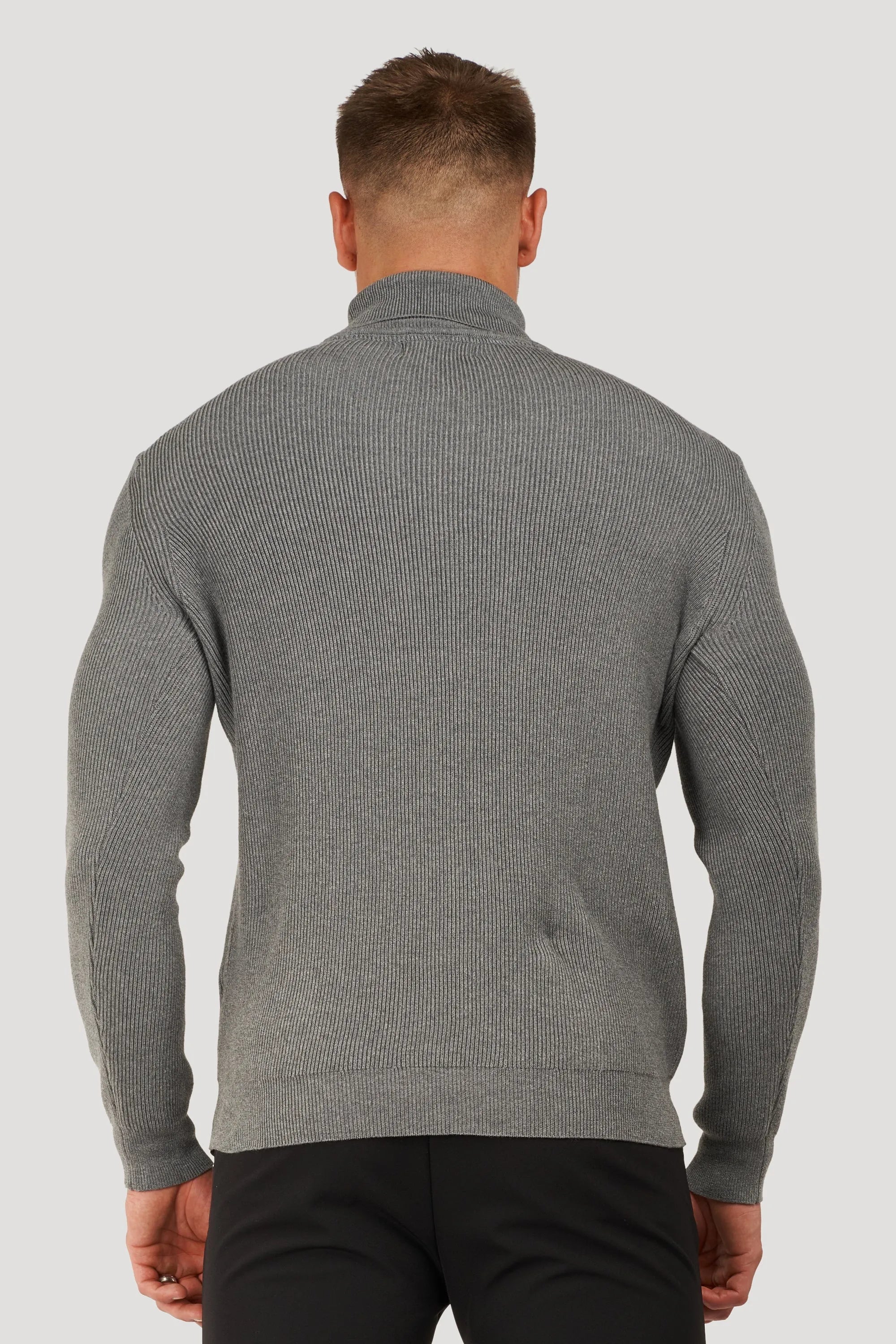 THE RENZO TURTLE NECK SWEATER