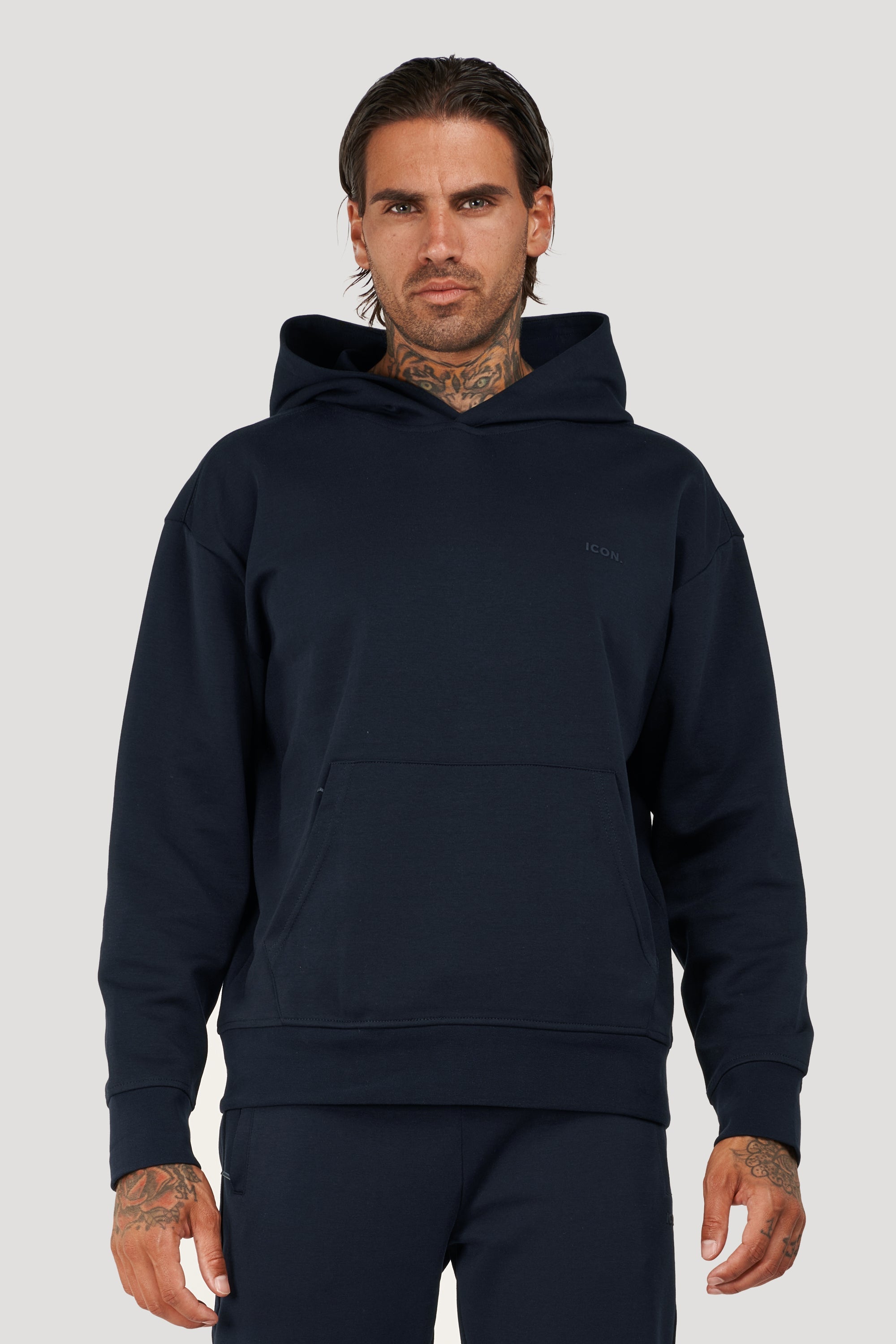 THE RELAXED HOODIE